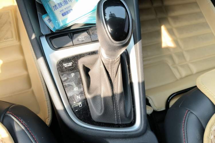 Used Hyundai Celesta 2020 1.6L Automatic GL Enjoyable Edition