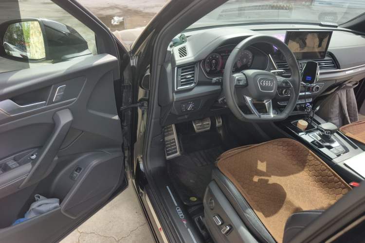 Used Audi Q5L 2023 40T Luxury Dynamic Model Driver Seat