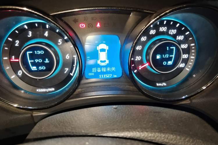 Used BAIC Senova D50 2014 1.5L manual standard version