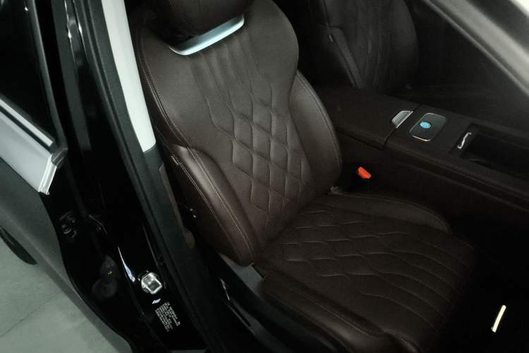 Used EXEED Lanyue 2023 400T Four-Wheel Drive Star Prestige Edition 6 Seats