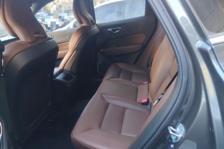 Used Volvo XC60 2021 T5 4x4 Smart Luxury Edition