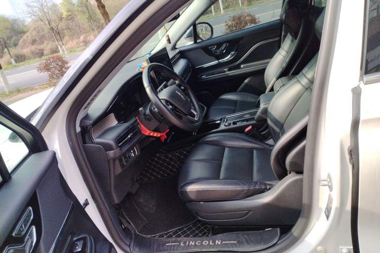 Used Lincoln Corsair 2022 2.0T Two-Wheel Drive Deluxe Edition
