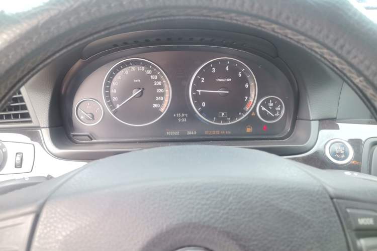 Used BMW 5 Series 2012 523Li Luxury Model
