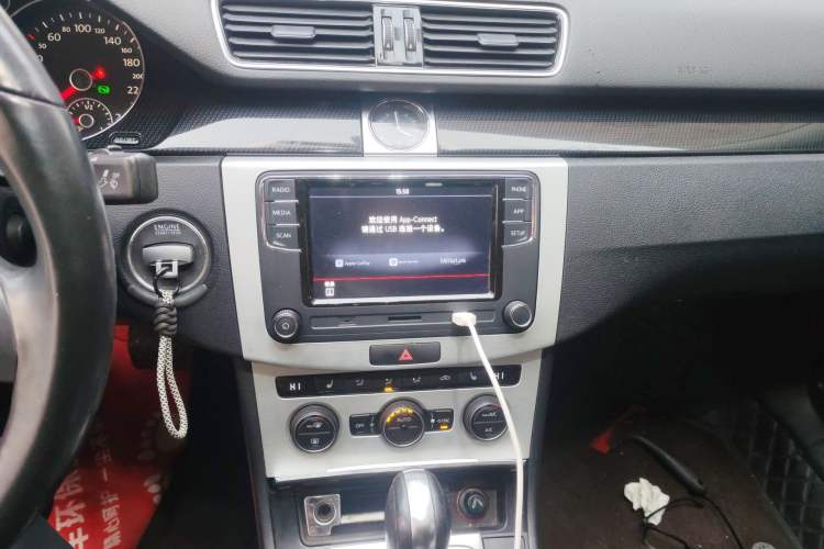 Used Volkswagen Magotan 2015 1.8TSI Luxury Model