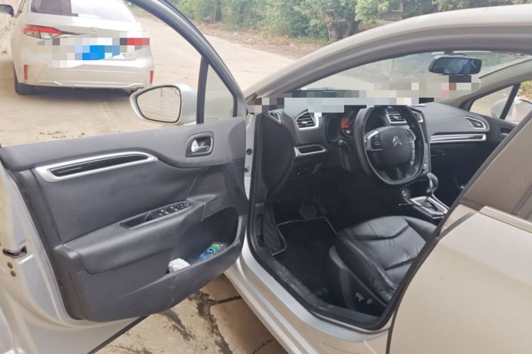 Used Citroen C4L 2015 1.2T Automatic Luxury Edition Driver Seat