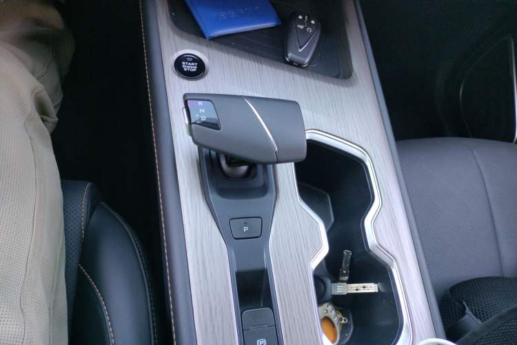 Used Changan X7 PLUS 2024 1.5T Automatic Luxury 7-Seater