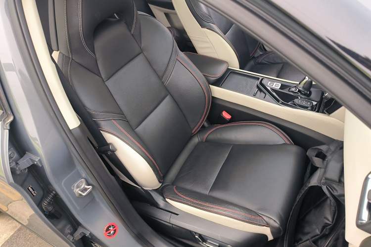 Used Lynk & Co 02 2018 1.5T DCT Two-Wheel Drive Zhaopu Version China V Standard