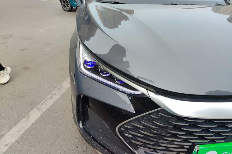 Used BYD Tang New Energy 2022 DM-p 215 km All-Wheel-Drive Deluxe Model Right Front Headlight