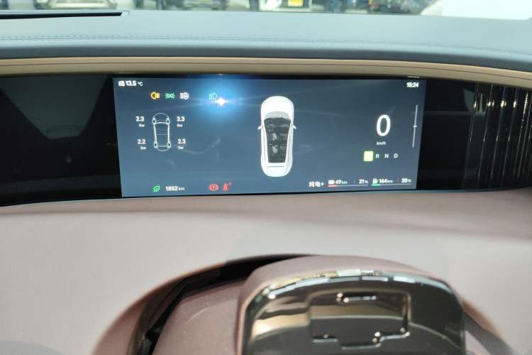 Used Avatr 11 2025 Year Updated Max Extended-Range Version