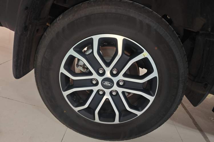 Used Ford Ranger 2023 Trailblazer 4x4 Automatic Version – Gasoline
