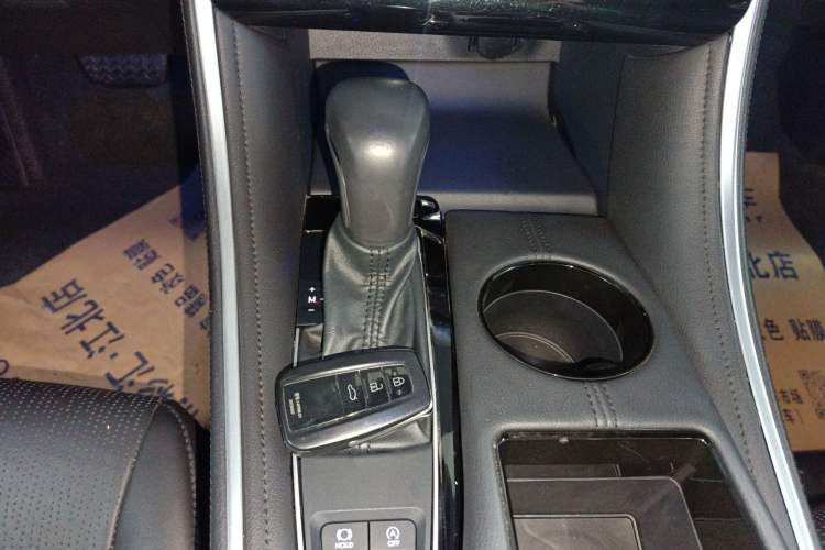 Used Toyota Avalon 2023 2.0L Premium Edition