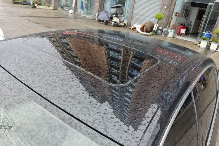 Used Volkswagen Magotan 2013 1.8TSI Luxury Model Roof