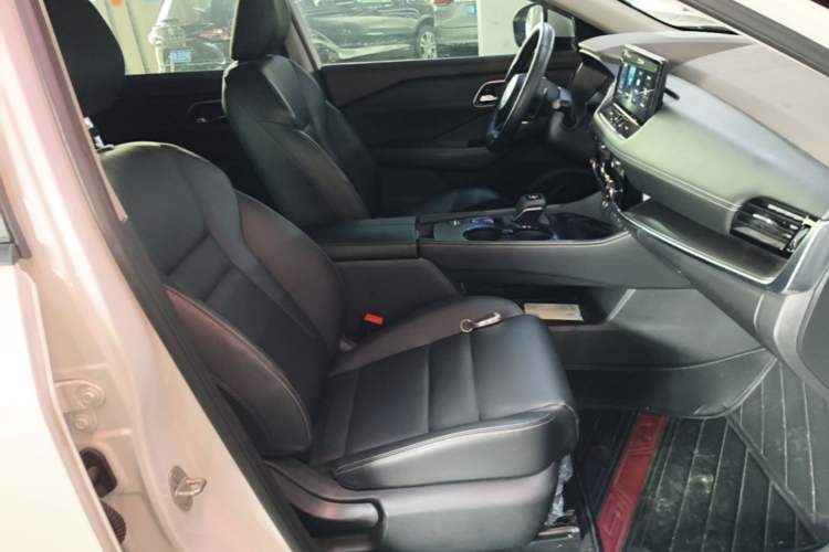 Used Nissan X-Trail 2021 VC-Turbo 300 CVT 2WD Luxury Edition Right Front Seat