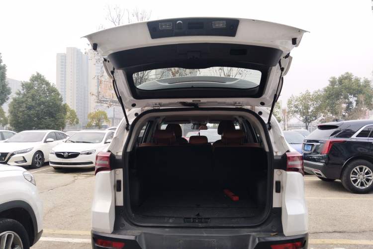 Used JETOUR X70M 2021 1.5T DCT Luxury Partner Model 5 Seats