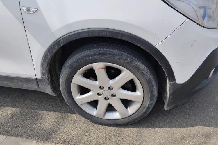 Used Buick Encore 2015 1.4T Automatic Two-Wheel Drive Urban Elite Version