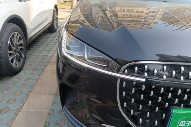 Used Lincoln Corsair 2023 2.0T Two-Wheel Drive Luxury Edition Right Front Headlight