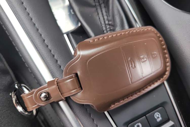 Used Toyota Avalon 2024 2.0L Ambition Edition Vehicle Key