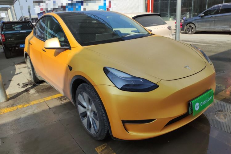 Used Tesla Model Y 2021 Standard Range Rear-Wheel Drive Version Front Right 45 Deg