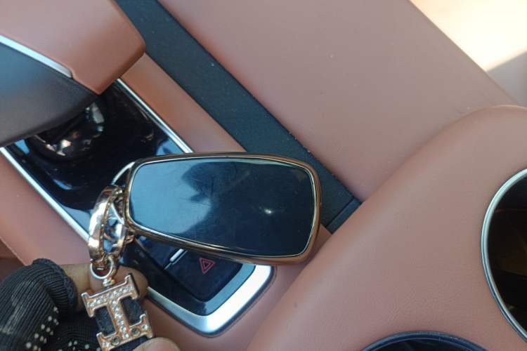 Used CHANGAN UNI-Z New Energy 2024 Blue Whale Smart Electric iDD 125km Beyond Edition Vehicle Key