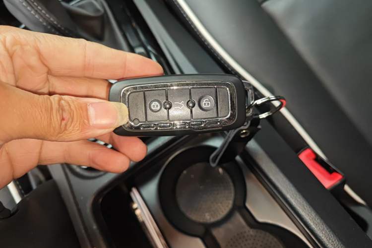 Used Qoros 3 2016 Hatchback 1.6T Automatic ZhiZhen Model