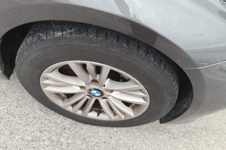 Used BMW 3 Series 2013 320Li Fashion Model
