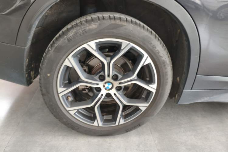 Used BMW X1 2022 sDrive25Li Leading Model Right Rear Wheel Hub