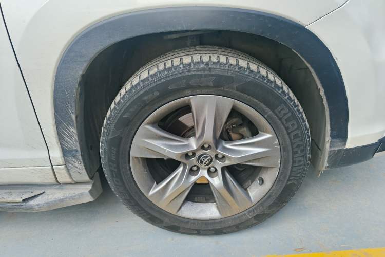 Used Toyota Highlander 2015 2.0T Four-Wheel Drive Luxury Edition 7-Seater