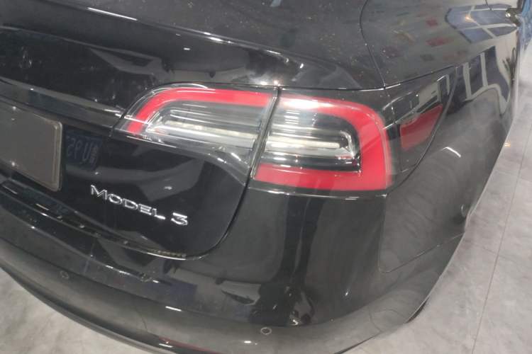 Used Tesla Model 3 2022 Rear-Wheel-Drive Version Right Rear Taillight