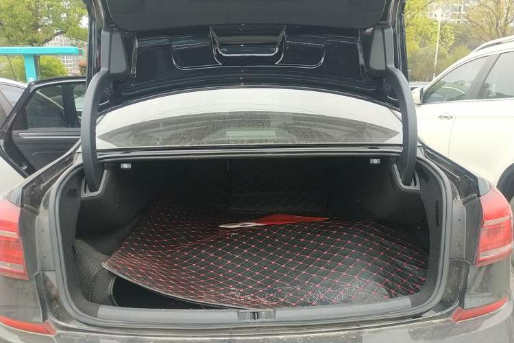 Used Volkswagen Passat 2017 330TSI DSG Luxury Edition
