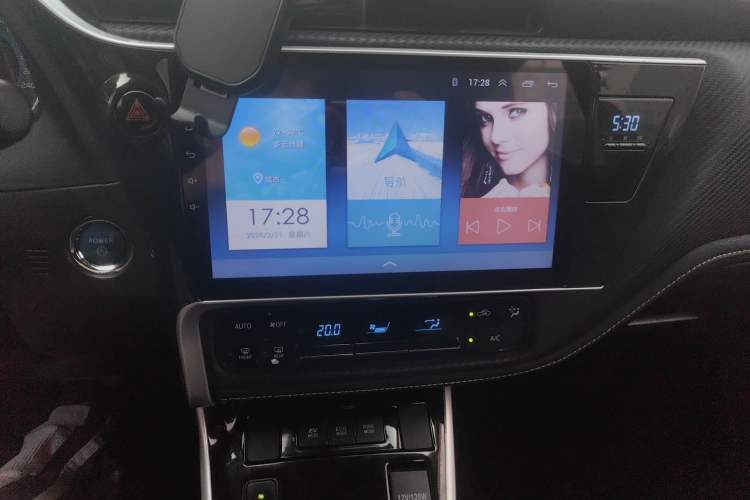 Used Toyota Levin 2017 Revised Dual-Engine 1.8H GS E-CVT Elite Sunroof Version China V Standard