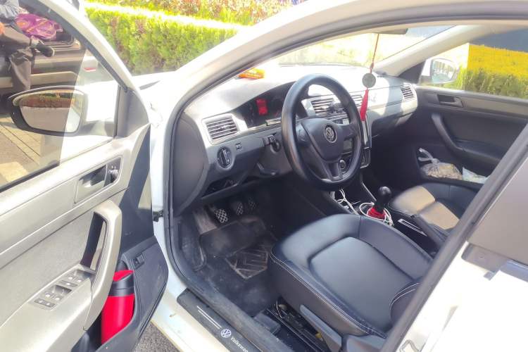 Used Volkswagen Santana 2019 1.5L Manual Fashion Edition China VI Standard
