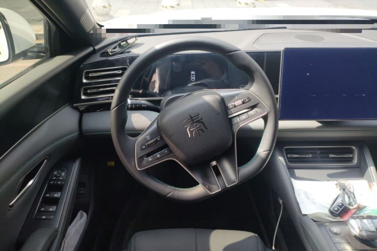 Used BYD Qin L 2024 DM-i 120KM Leading Model Steering Wheel