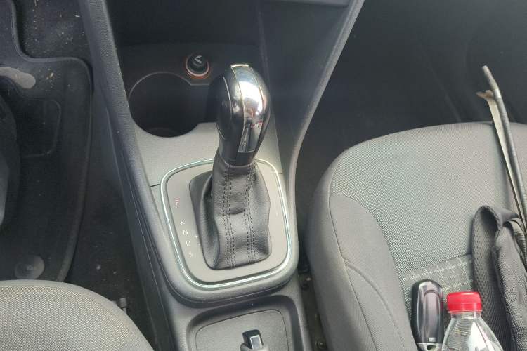 Used Volkswagen Polo 2014 1.6L Automatic Comfort Edition
