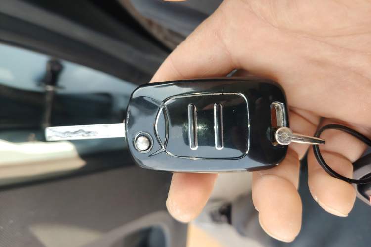 Used Wuling Hongguang MINIEV 2022 Easy Version Lithium Iron Phosphate
