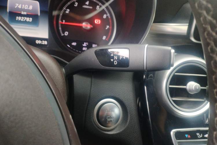 Used Mercedes-Benz GLC 2018 GLC 200 4MATIC Gear Lever