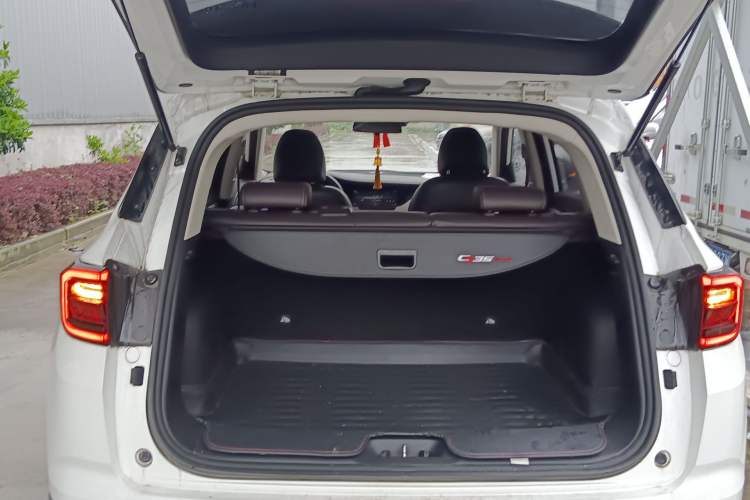 Used CHANGAN CS35PLUS 2018 1.6L Automatic Changlian Edition China V Standard