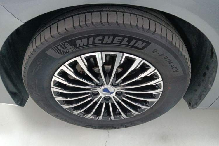 Used Denza D9 2022 DM-i 970 Four-Wheel Drive Flagship Model