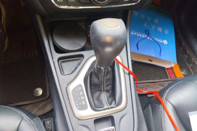 Used Jeep Cherokee 2016 2.4L Leading Edition