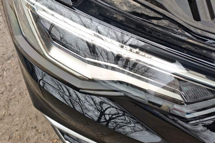 Used Audi A6L 2024 40 TFSI Luxury Dynamic Edition Right Front Headlight