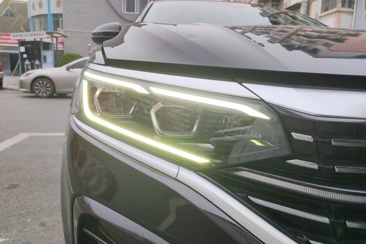 Used Volkswagen Passat 2022 330TSI Luxury Edition