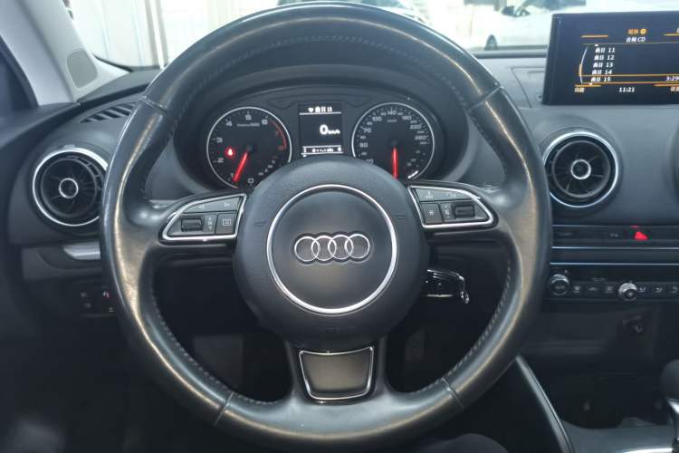 Used Audi A3 2014 Sportback 35 TFSI Automatic Comfort Model

