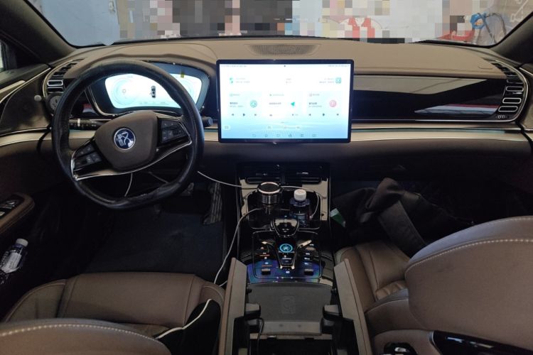 Used BYD Han 2023 EV Champion Edition 605KM Front-Drive Premium Model
