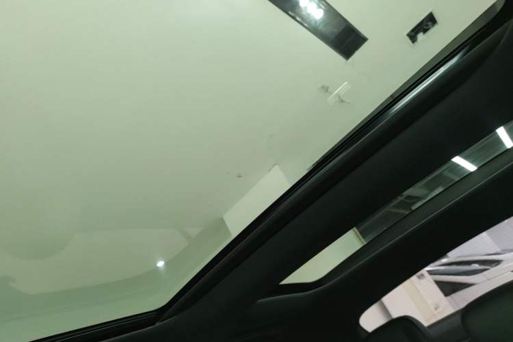 Used Mercedes-Benz C-Class 2024 Restyled C 260 L Sport Edition Headliner