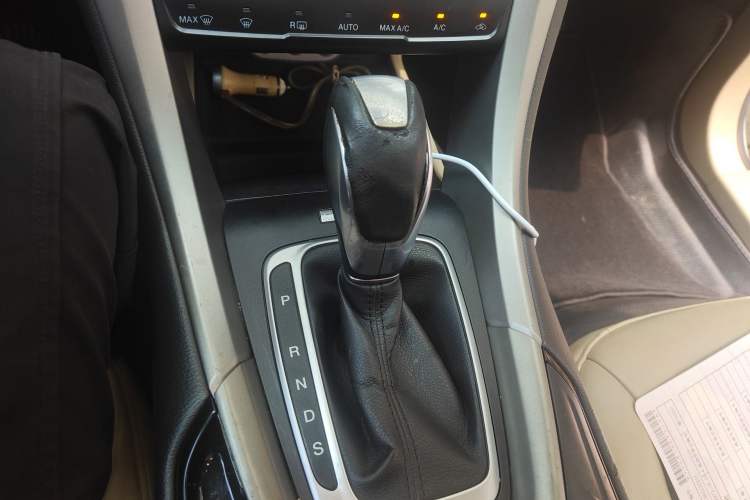 Used Ford Mondeo 2013 2.0L GTDi 200 Luxury Model