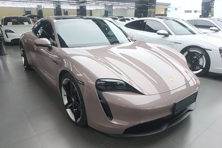 Used Porsche Taycan 2022 Taycan Front Right 45 Deg