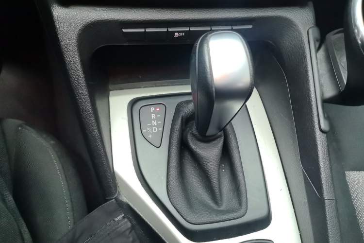 Used BMW X1 2012 sDrive18i Fashion Model Gear Lever