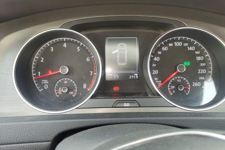 Used Volkswagen Golf 2016 1.6L Automatic Comfort Model
