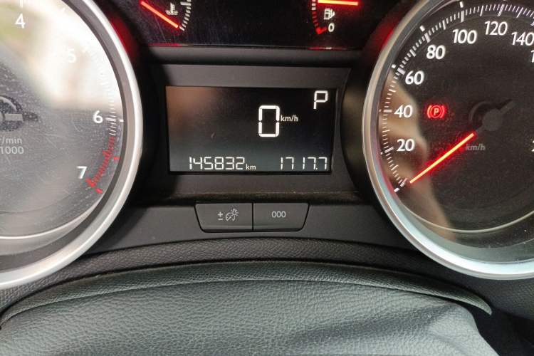 Used Peugeot 408 2016 1.6T Automatic Luxury Edition Odometer Close Up