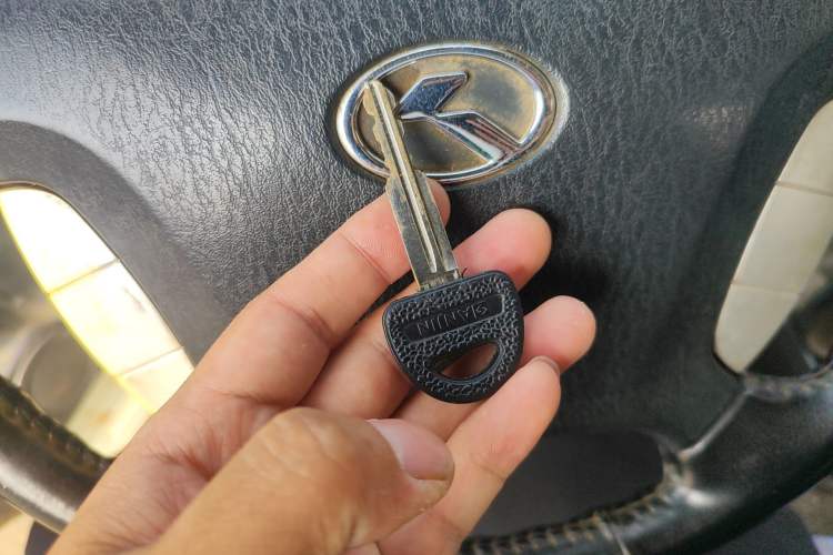 Used King Long Golden Way 2016 2.0L Value-Plus Edition 4G20