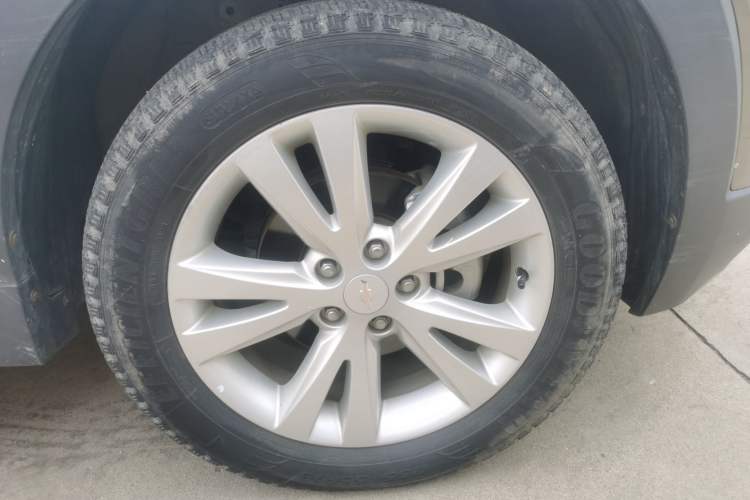 Used Chevrolet Captiva 2017 2.4L 4x4 Flagship Edition 7-Seater